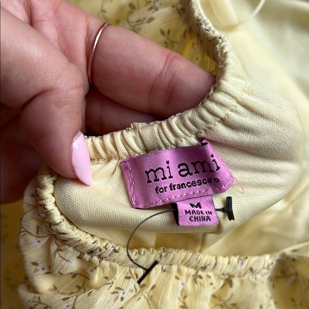 Yellow Ruffled Romper - Picture 4 of 4
